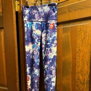 NWT Peloton WITH leggings size small
